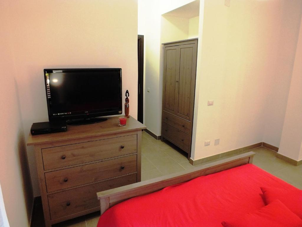 Romantic Holiday Rome B&B Room photo